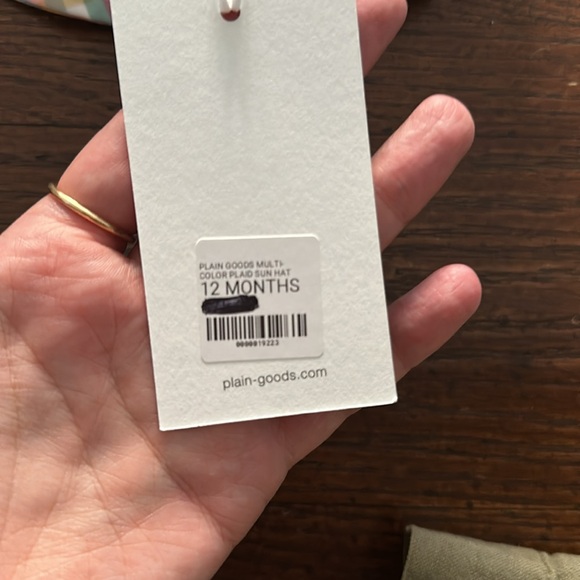 NWT pastel gingham hat - Picture 3 of 3